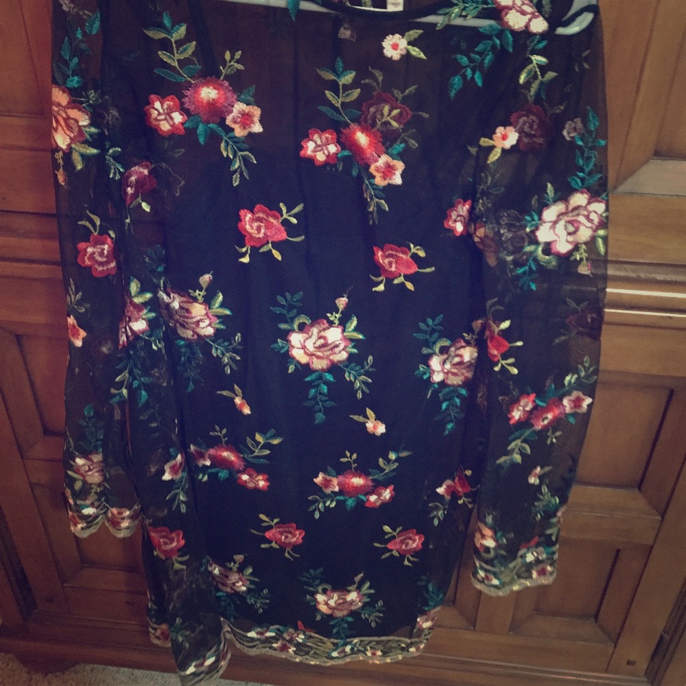 Flower lace dress
